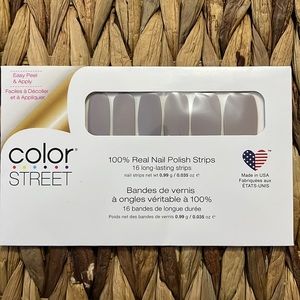 BUNDLE & SAVE ColorStreet Amazing Greige